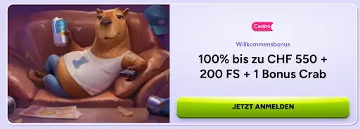 Willkommensbonus bei SpinBara: 100 % bis zu CHF 550, 200 Freispiele und 1 Bonus Crab – beworben von entspannter Capybara auf einem Sofa mit Getränk und Fernbedienung.